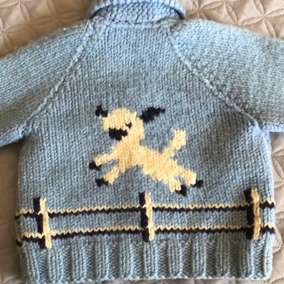 Baby/toddler cowichan - Picture 3 of 3